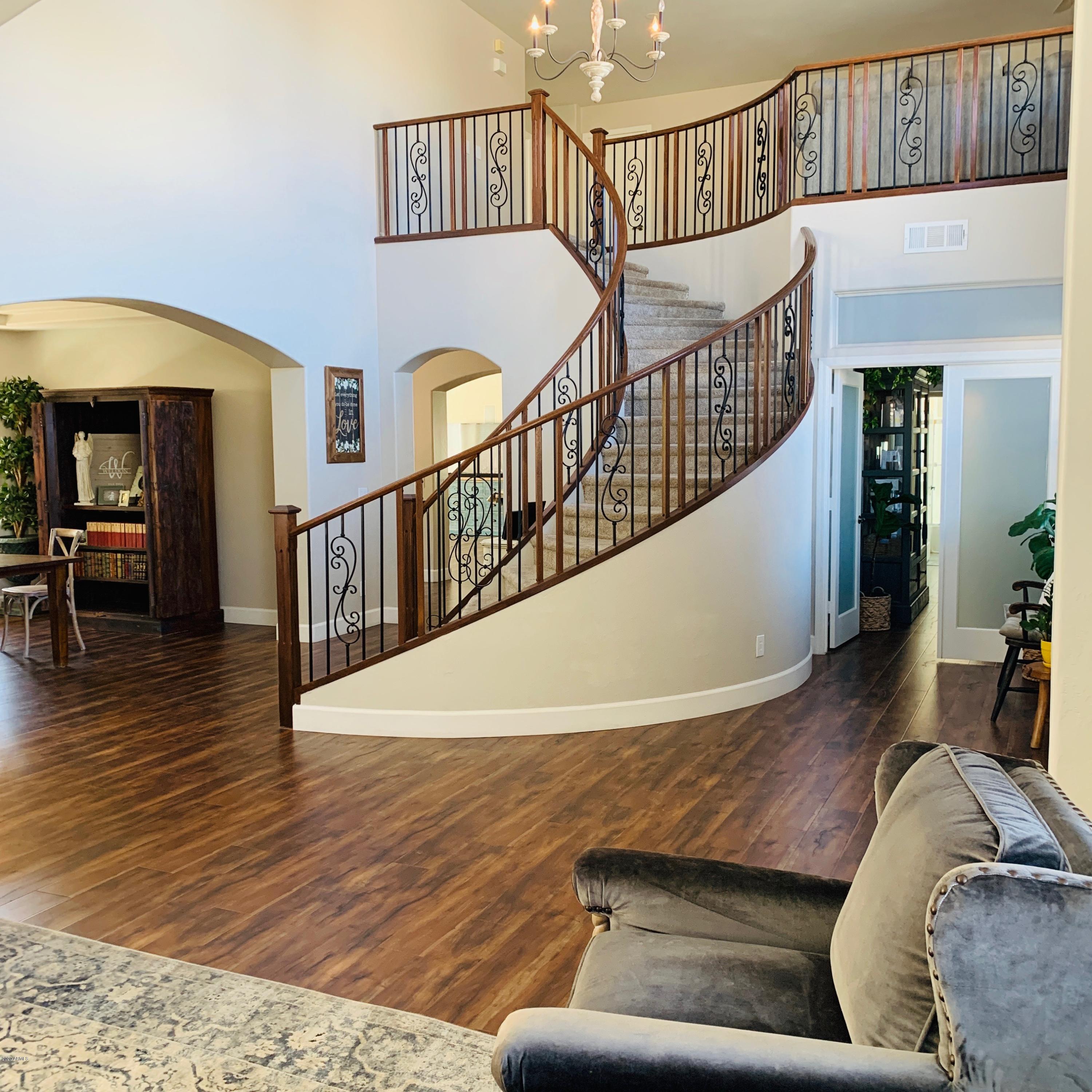 2025 West Caleb Road Phoenix, AZ 85085 - Photo 5 of 23 IMG_4722