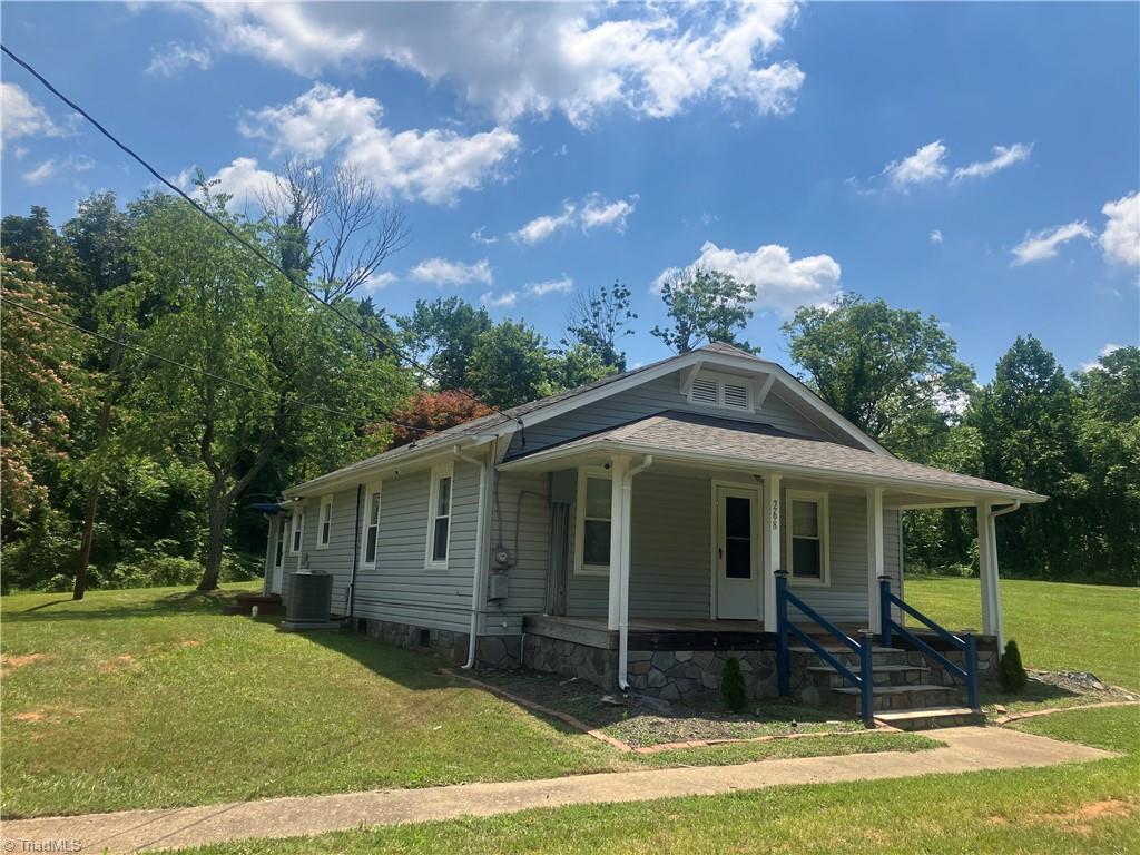 268 Blue Ridge Avenue Elkin, NC 28621 - Photo 3 of 22 Front View