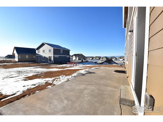 a view of a bedroom with a rug