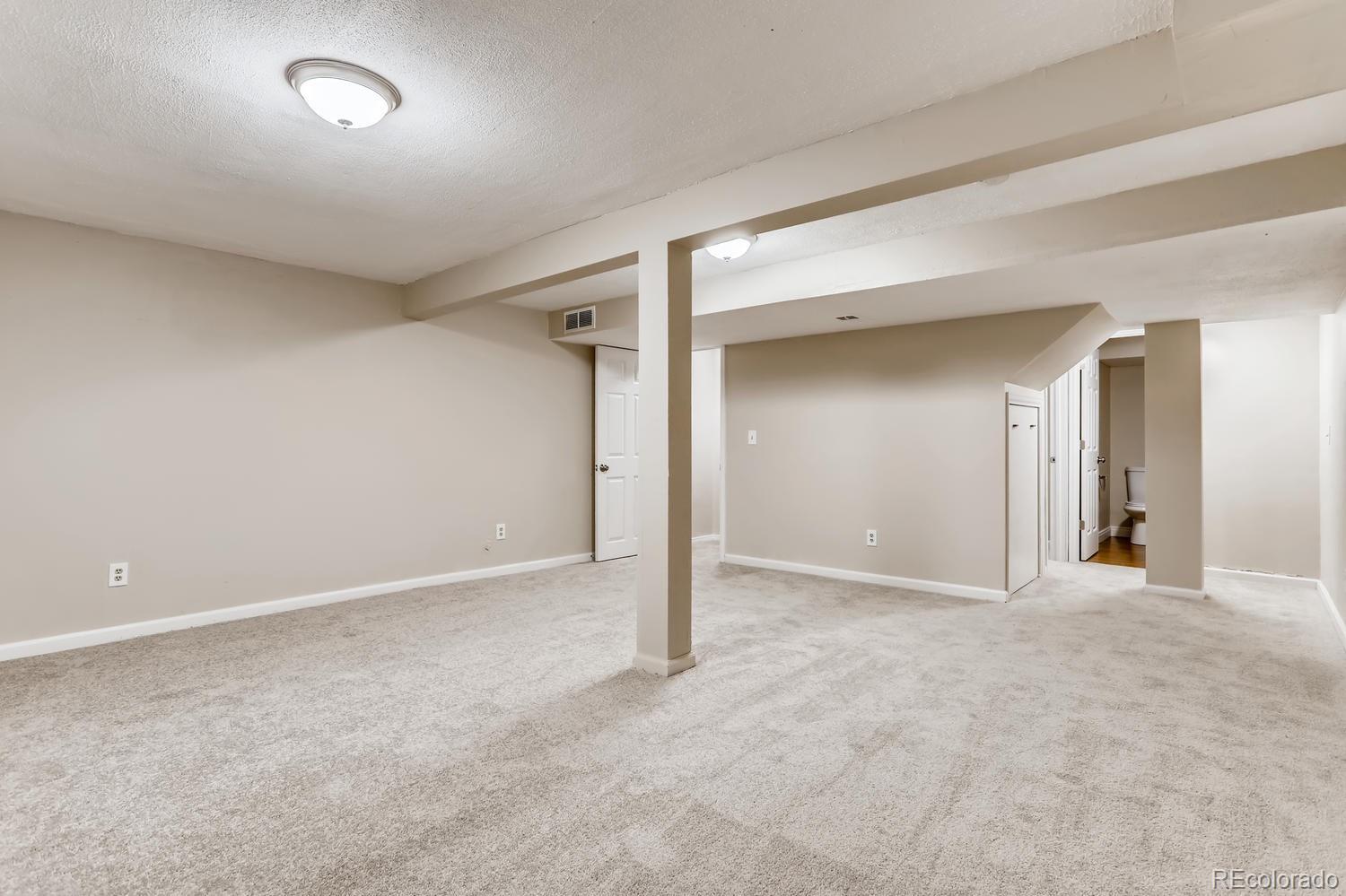 4476 Duluth Way Denver, CO 80239 - Photo 20 of 28