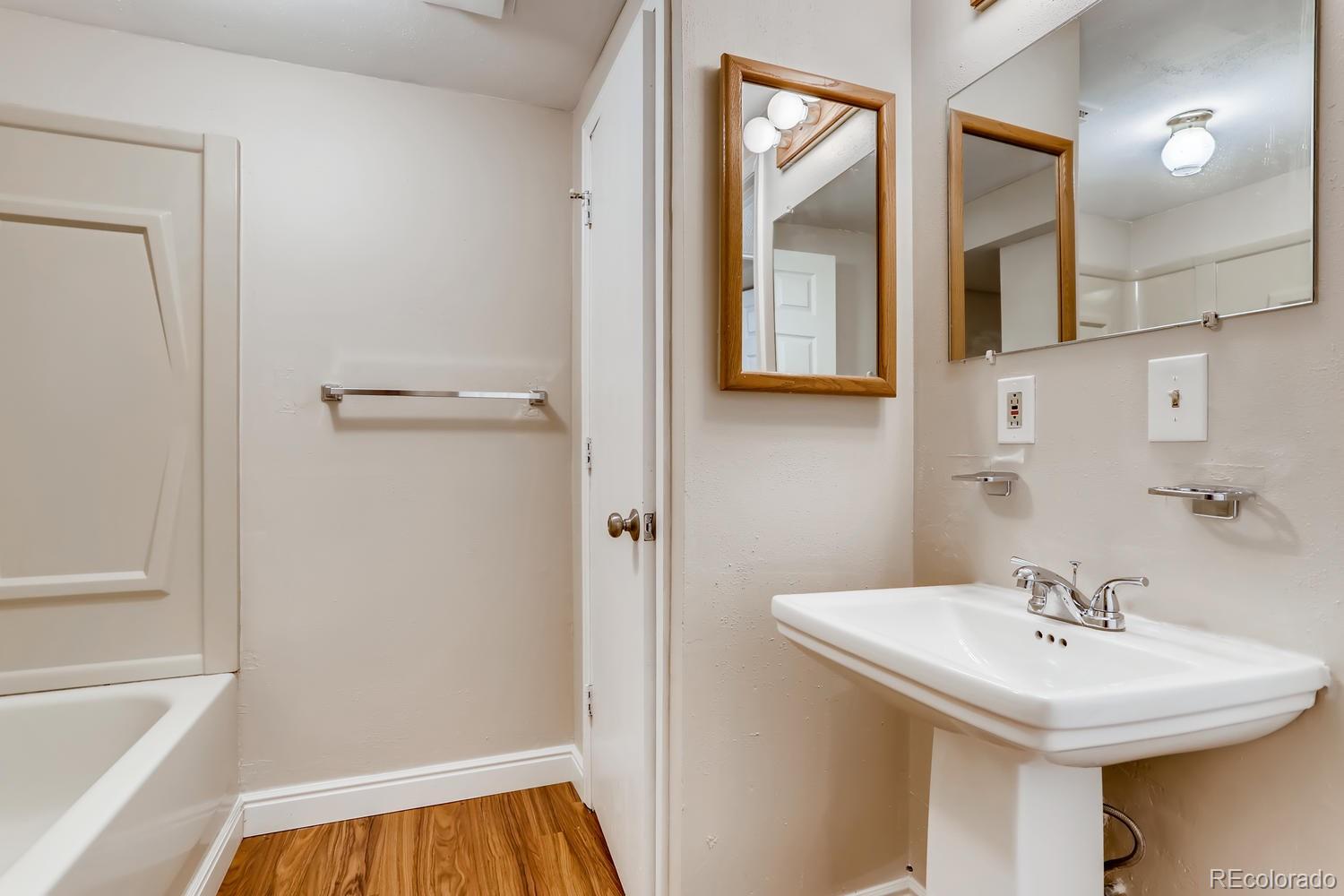 4476 Duluth Way Denver, CO 80239 - Photo 24 of 28
