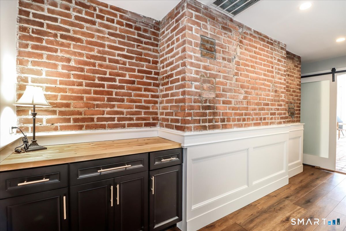 165 Mamanasco Road Ridgefield, CT 06877 - Photo 15 of 40