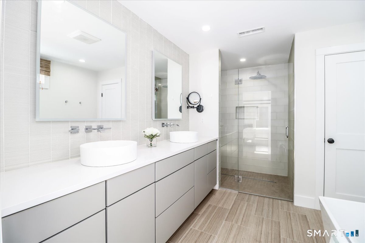 165 Mamanasco Road Ridgefield, CT 06877 - Photo 20 of 40