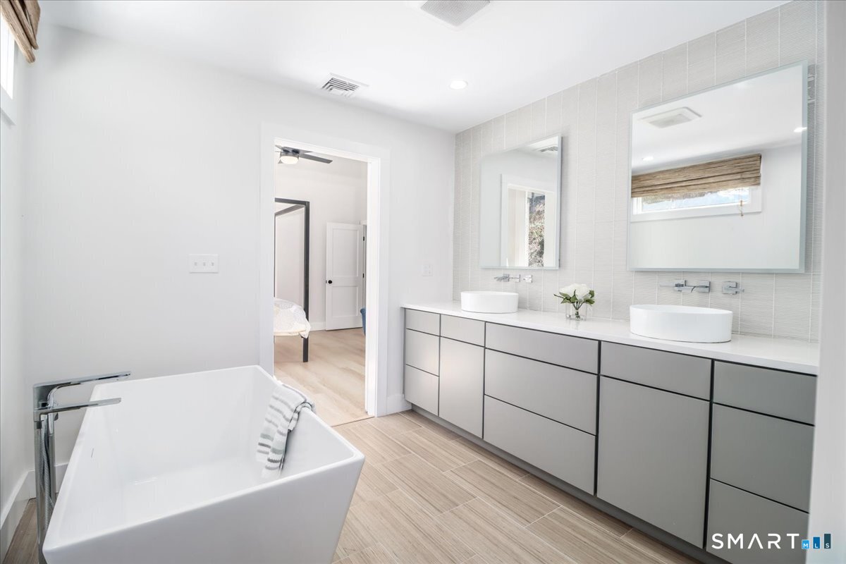 165 Mamanasco Road Ridgefield, CT 06877 - Photo 21 of 40