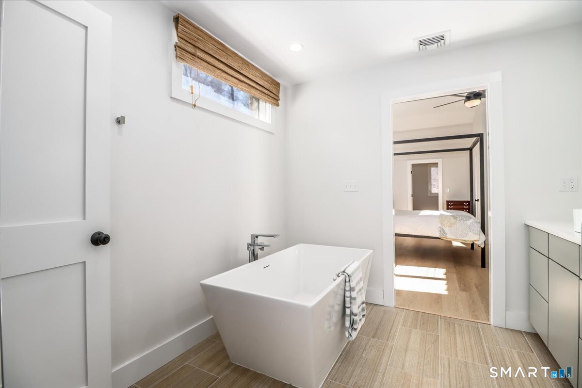 165 Mamanasco Road Ridgefield, CT 06877 - Photo 22 of 40