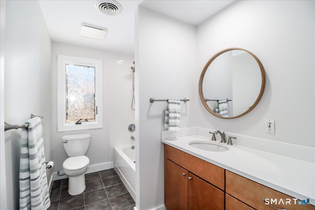 165 Mamanasco Road Ridgefield, CT 06877 - Photo 27 of 40