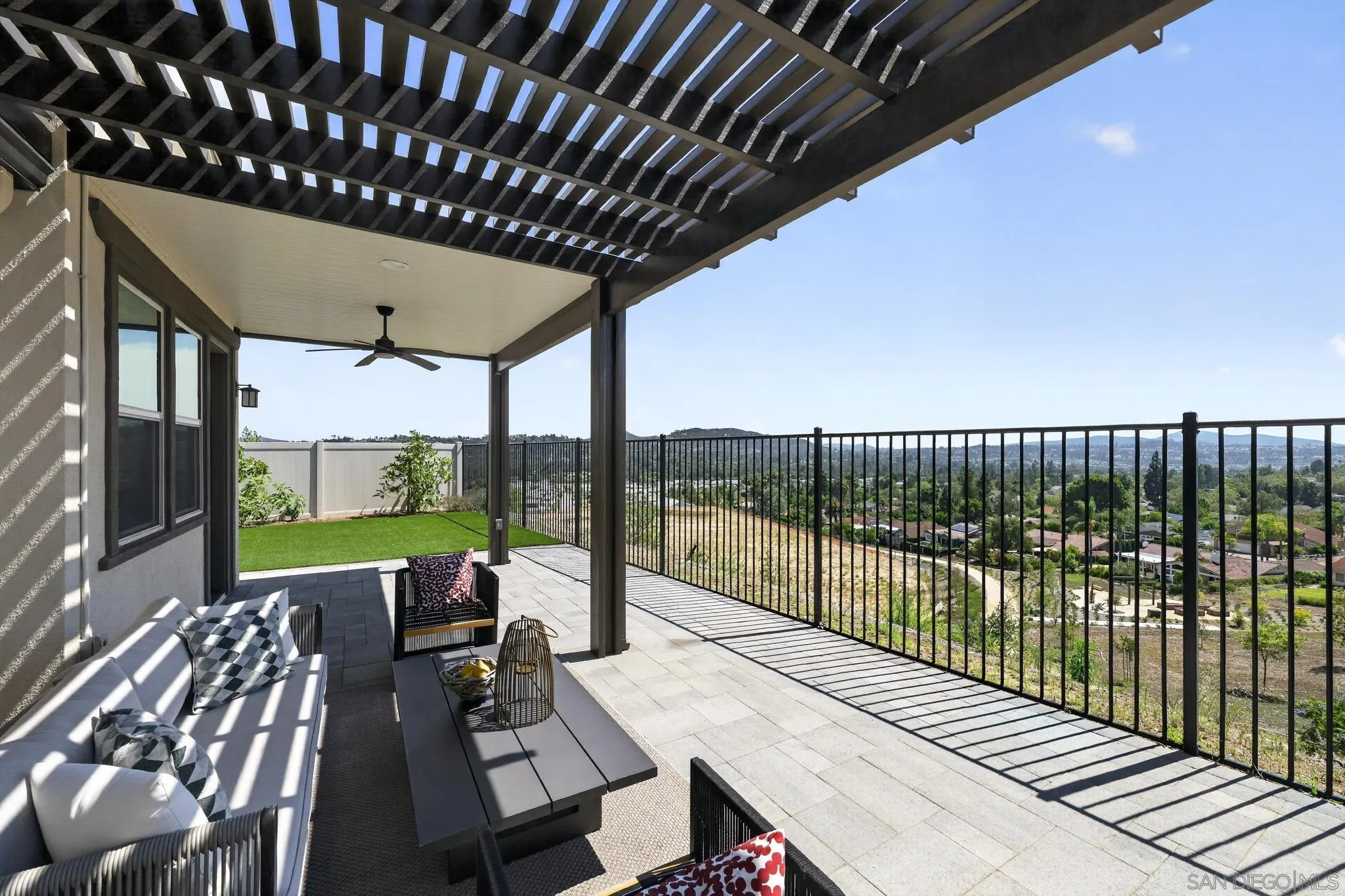 17296 Abbey Road Poway, CA 92064 - Photo 18 of 36