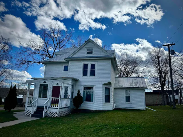 $399,900 | 170 East Main Street, Merrimac, WI 53561