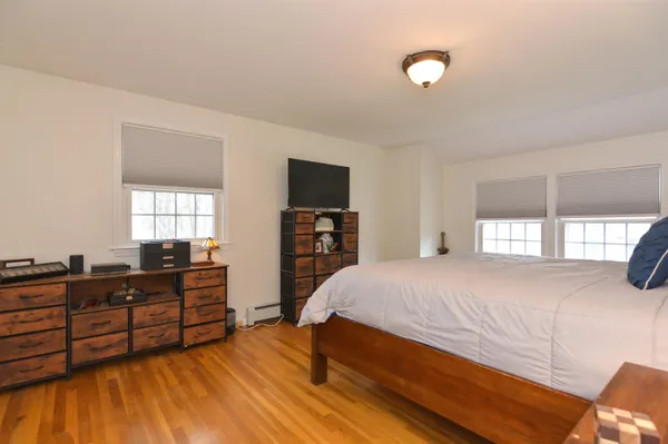 $649,900 | 40 Barkland Drive, Derry, NH 03038