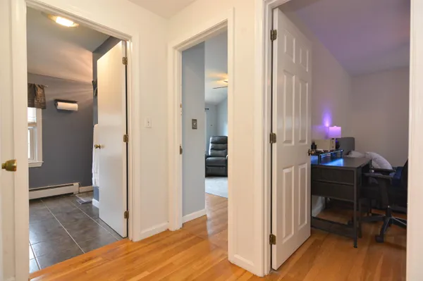 $649,900 | 40 Barkland Drive, Derry, NH 03038