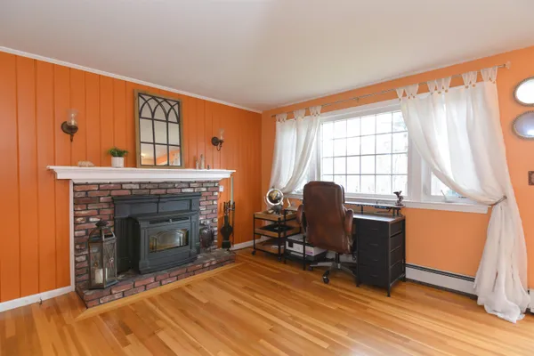 $649,900 | 40 Barkland Drive, Derry, NH 03038