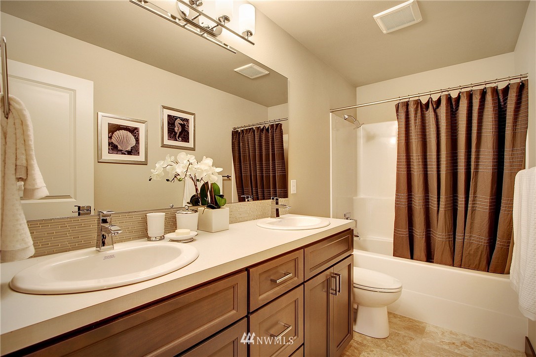 4013 147th Place Southeast, Unit 17 Bothell, WA 98012 - Photo 21 of 22 Gallery Image 21