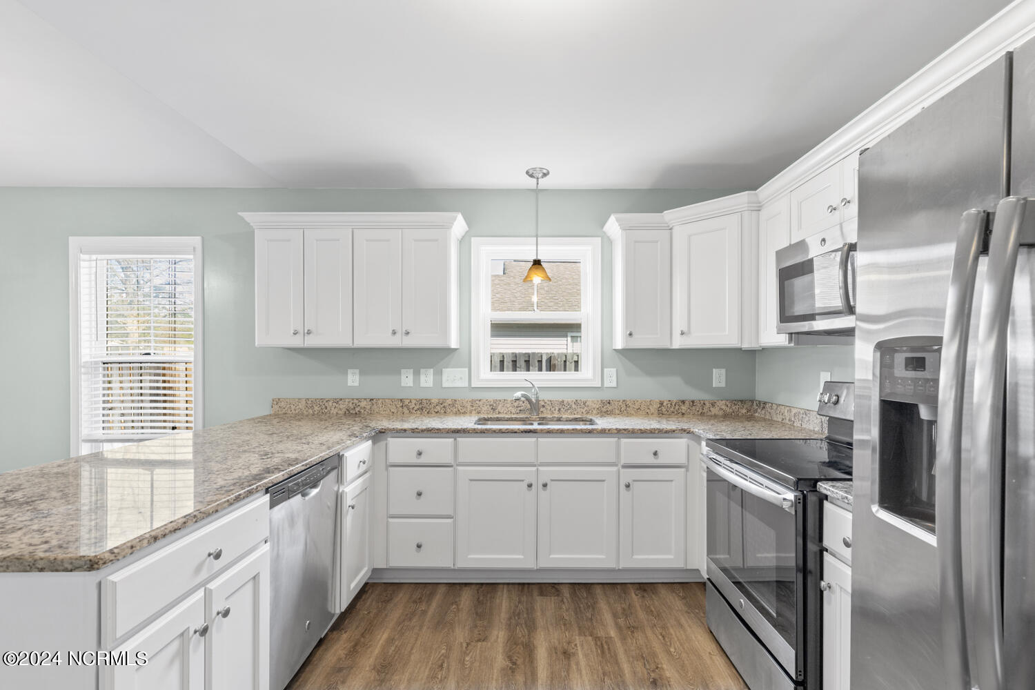 102 Bay Tree Circle Hampstead, NC 28443 - Photo 17 of 24 baytree-7