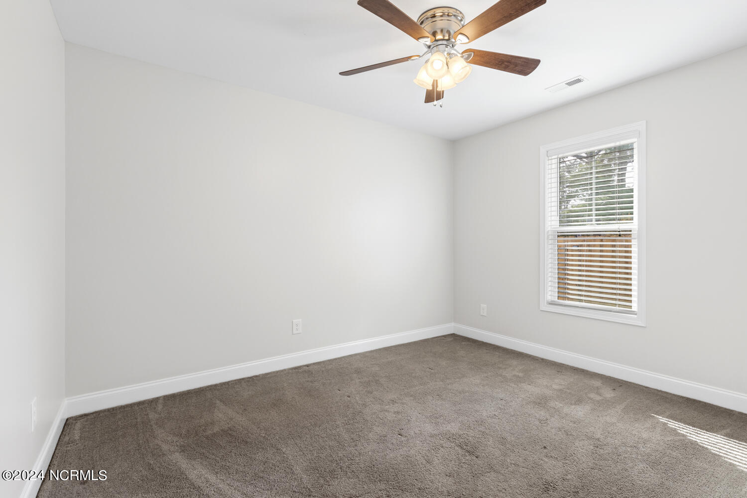 102 Bay Tree Circle Hampstead, NC 28443 - Photo 7 of 24 baytree-17