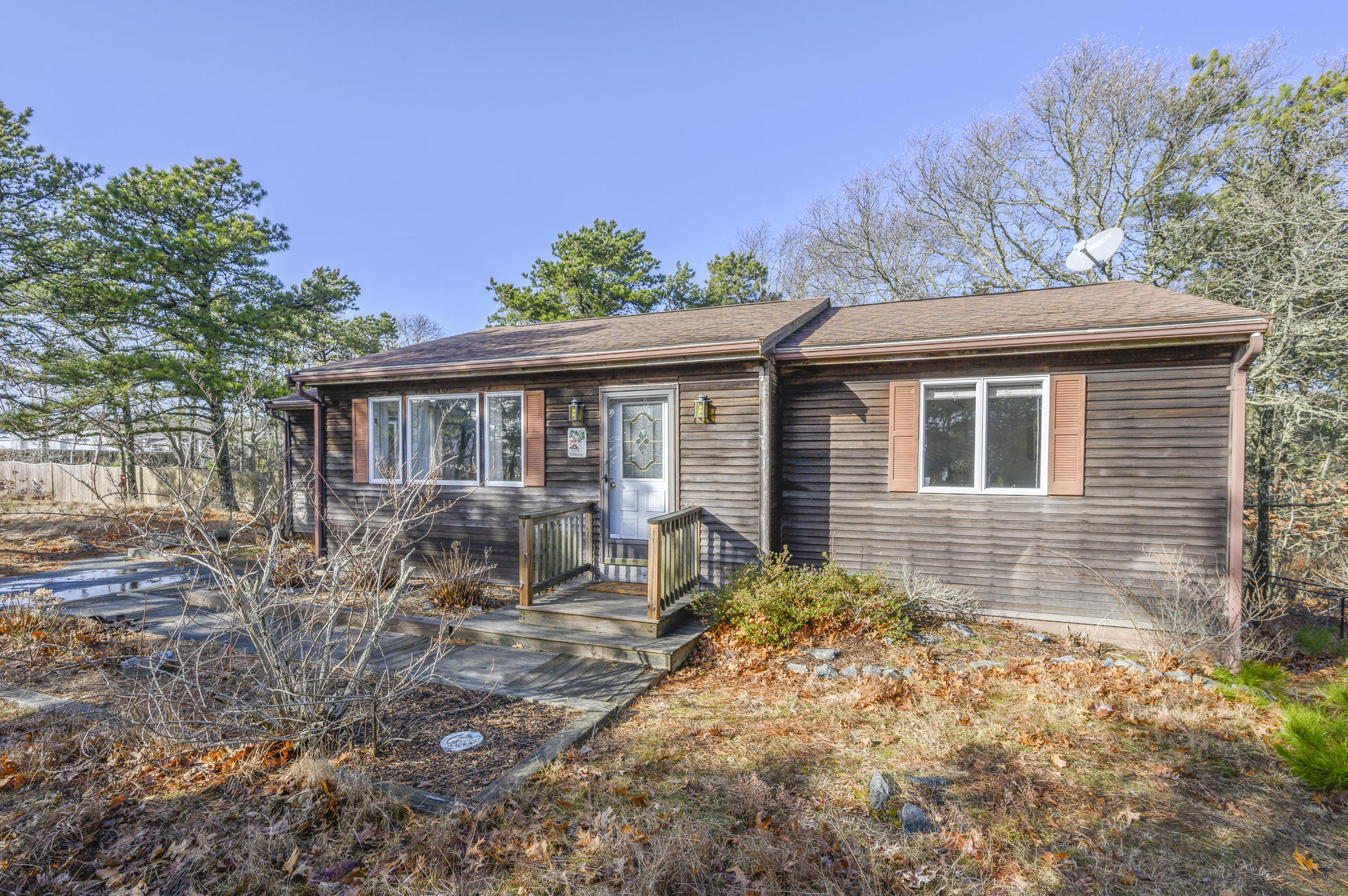 15 Town Hall Road Truro, MA 02666 - Photo 2 of 21 001-photo--8018475