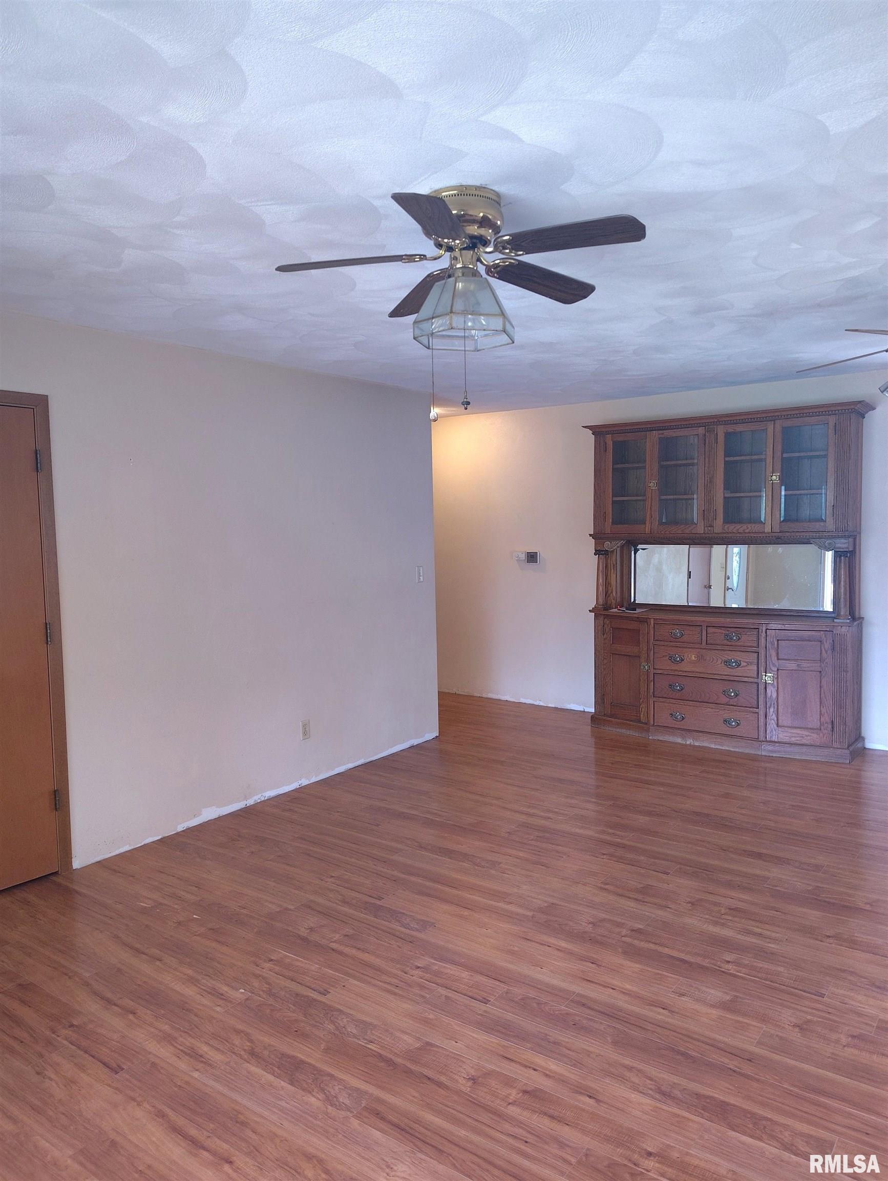 235 Smith Street Prairie City, IL 61470 - Photo 12 of 22