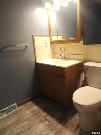 $94,900 | 235 Smith Street, Prairie City, IL 61470
