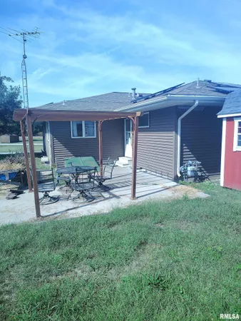 $94,900 | 235 Smith Street, Prairie City, IL 61470