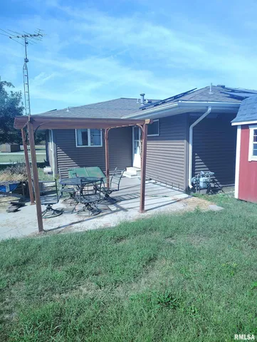 $99,900 | 235 Smith Street, Prairie City, IL 61470