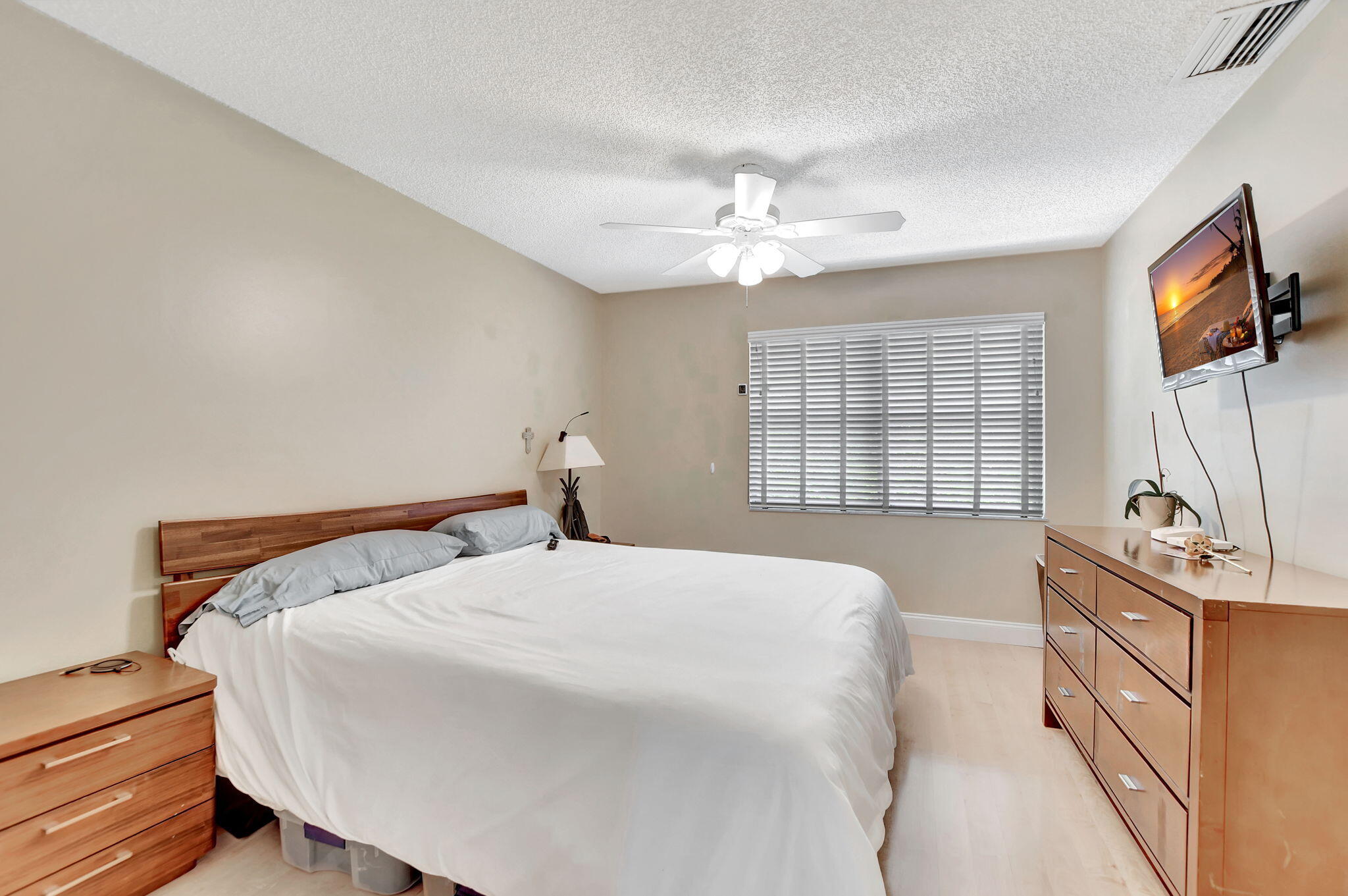 6402 Boca Circle Boca Raton, FL 33433 - Photo 17 of 26 Master bedroom