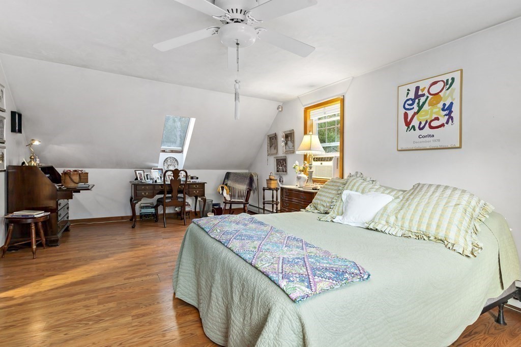79 Old Falmouth Road Barnstable, MA 02648 - Photo 13 of 21 Gallery Image 13