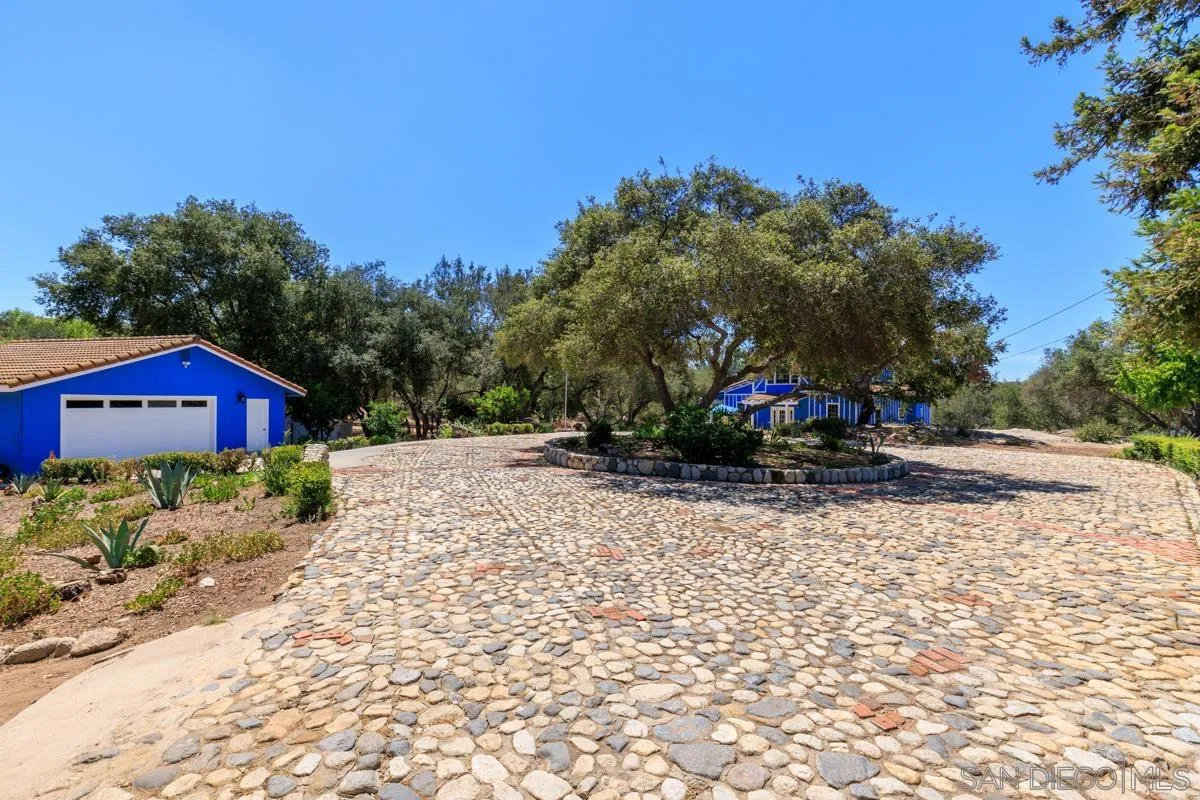11165 Old Castle Road Valley Center, CA 92082 - Photo 54 of 75 Gallery Image 54