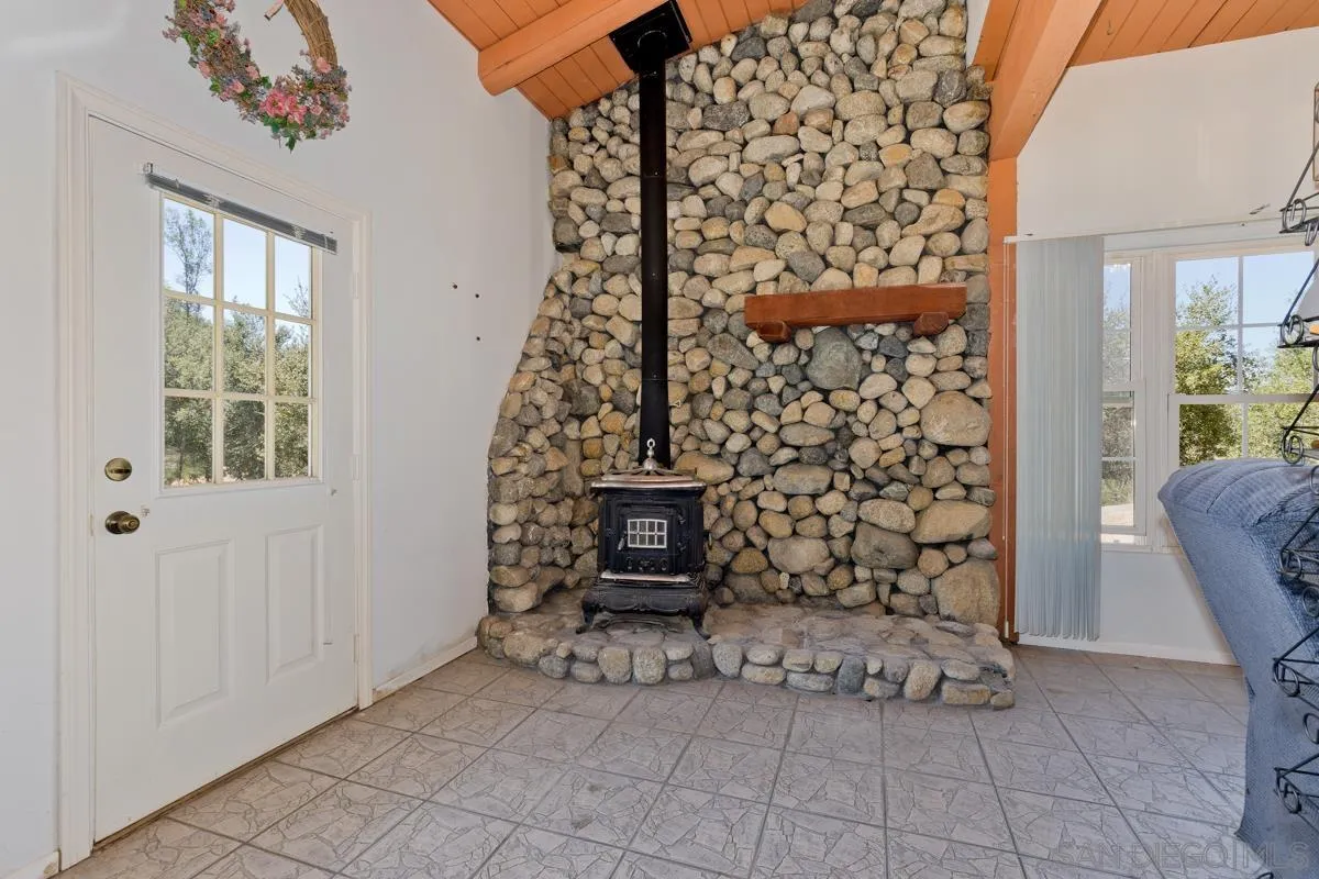 11165 Old Castle Road Valley Center, CA 92082 - Photo 8 of 75 Gallery Image 8