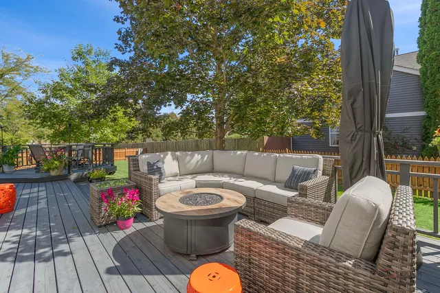 a view of deck with patio