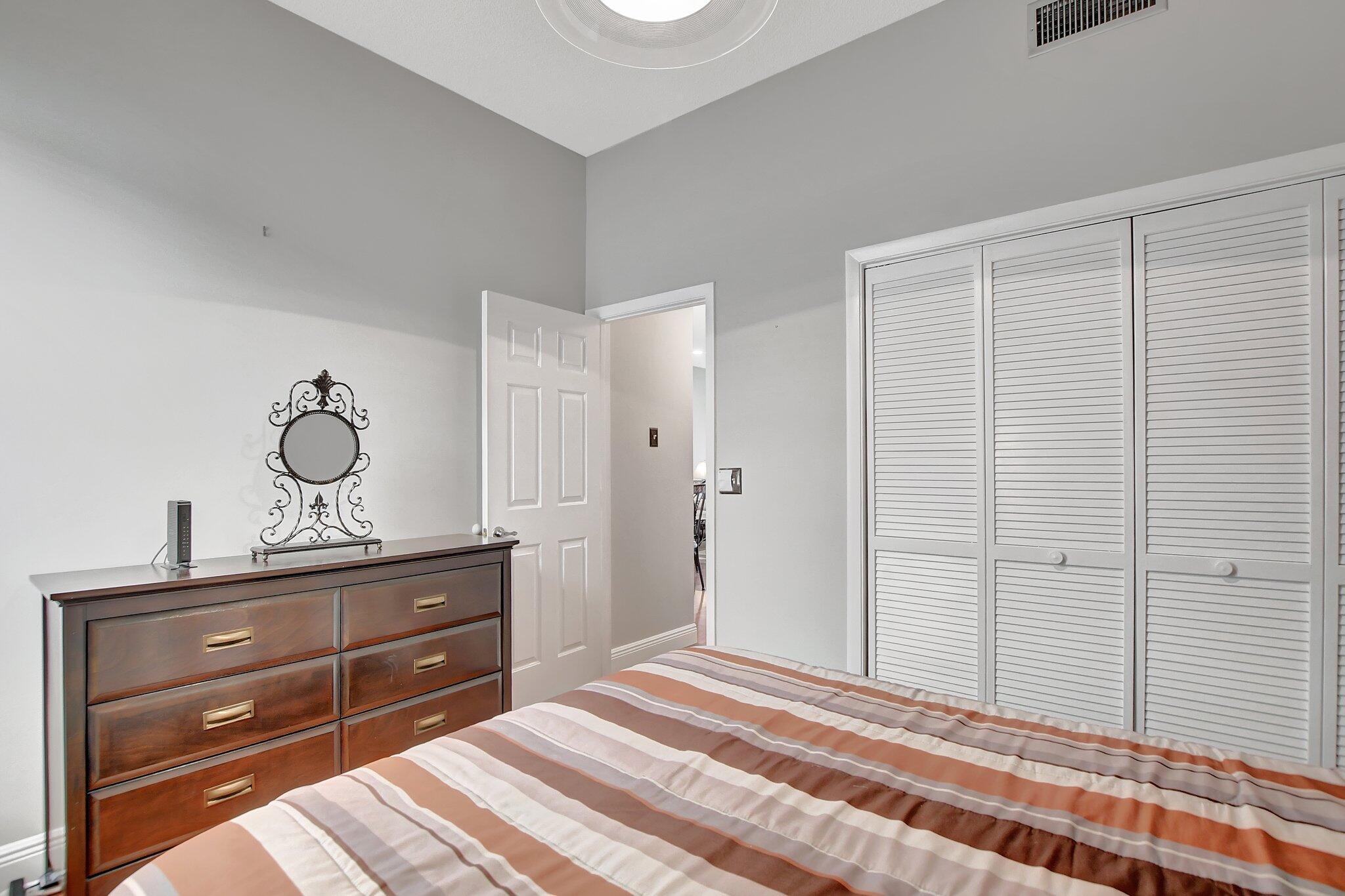 7520 La Paz Boulevard, Unit 307 Boca Raton, FL 33433 - Photo 17 of 34 25-web-or-mls-DSC_0476