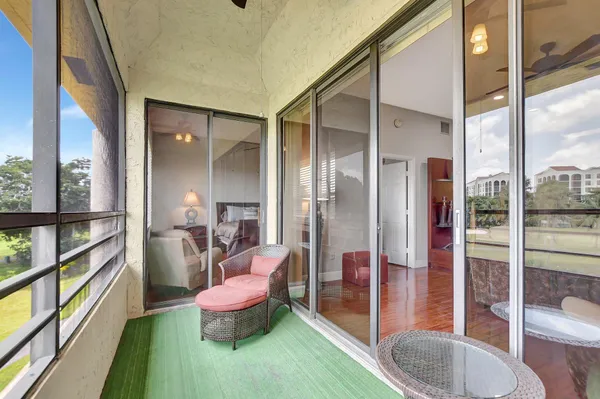 $5,000 | 7520 La Paz Boulevard, Unit 307, Boca Raton, FL 33433