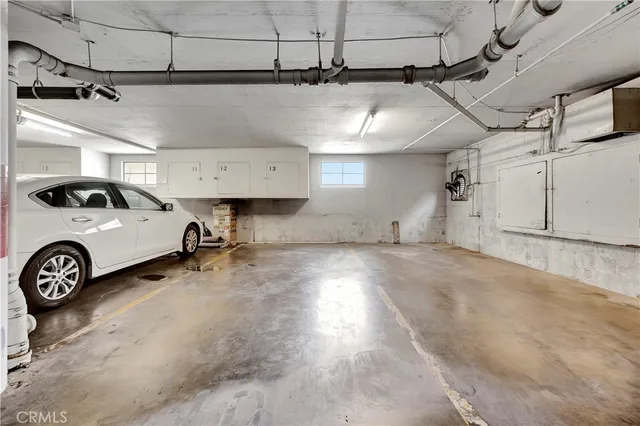 $2,100 | 444 Obispo Avenue, Unit 201, Long Beach, CA 90814