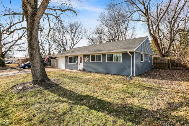 $194,900 | 1860 Churchill Road, Franklin, IN 46131