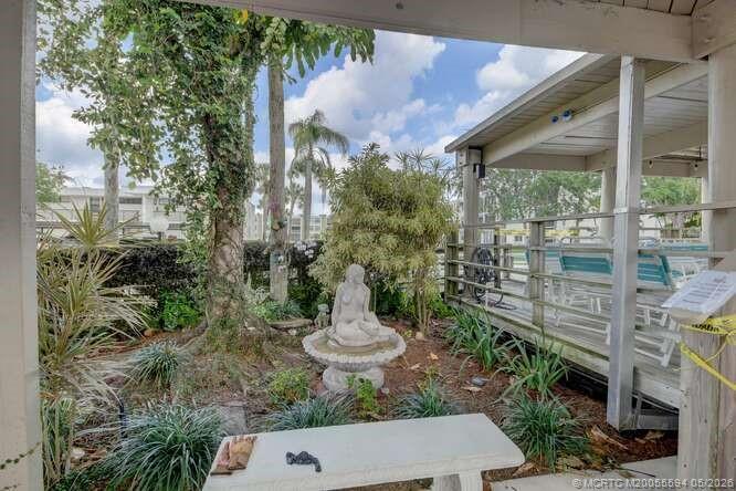 1950 Southwest Palm City Road, Unit 3209 Stuart, FL 34994 - Photo 46 of 64 Lush Grounds.