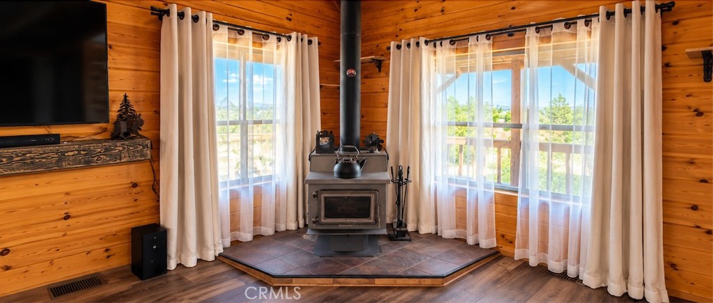 32600 Byers Road Menifee, CA 92584 - Photo 8 of 45 Fireplace