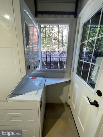 $2,000 | 600 I Street Northeast, Unit 1, Washington, DC 20002