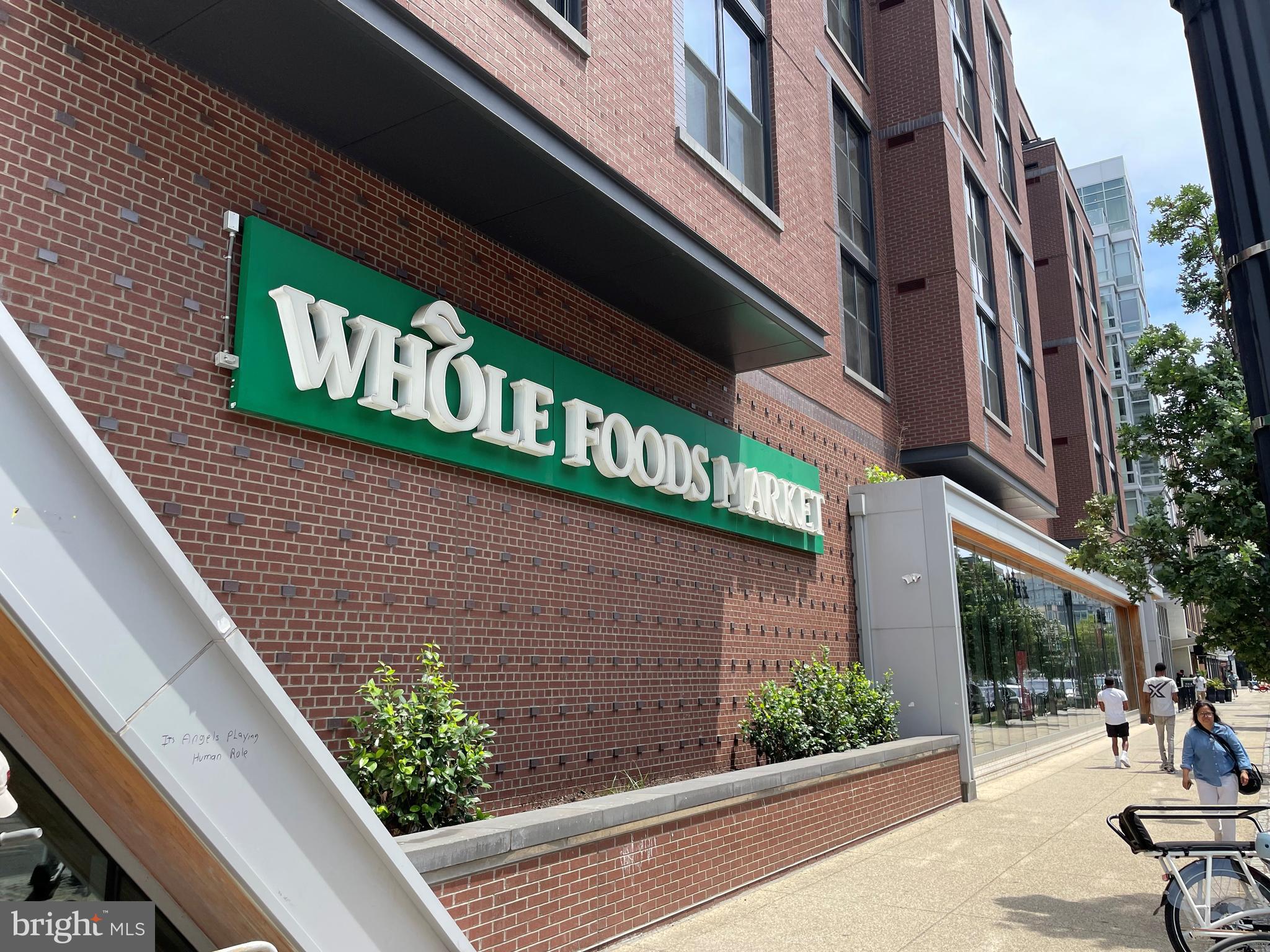 600 I Street Northeast, Unit 1 Washington, DC 20002 - Photo 15 of 19 Retail only 1 block away on H Street