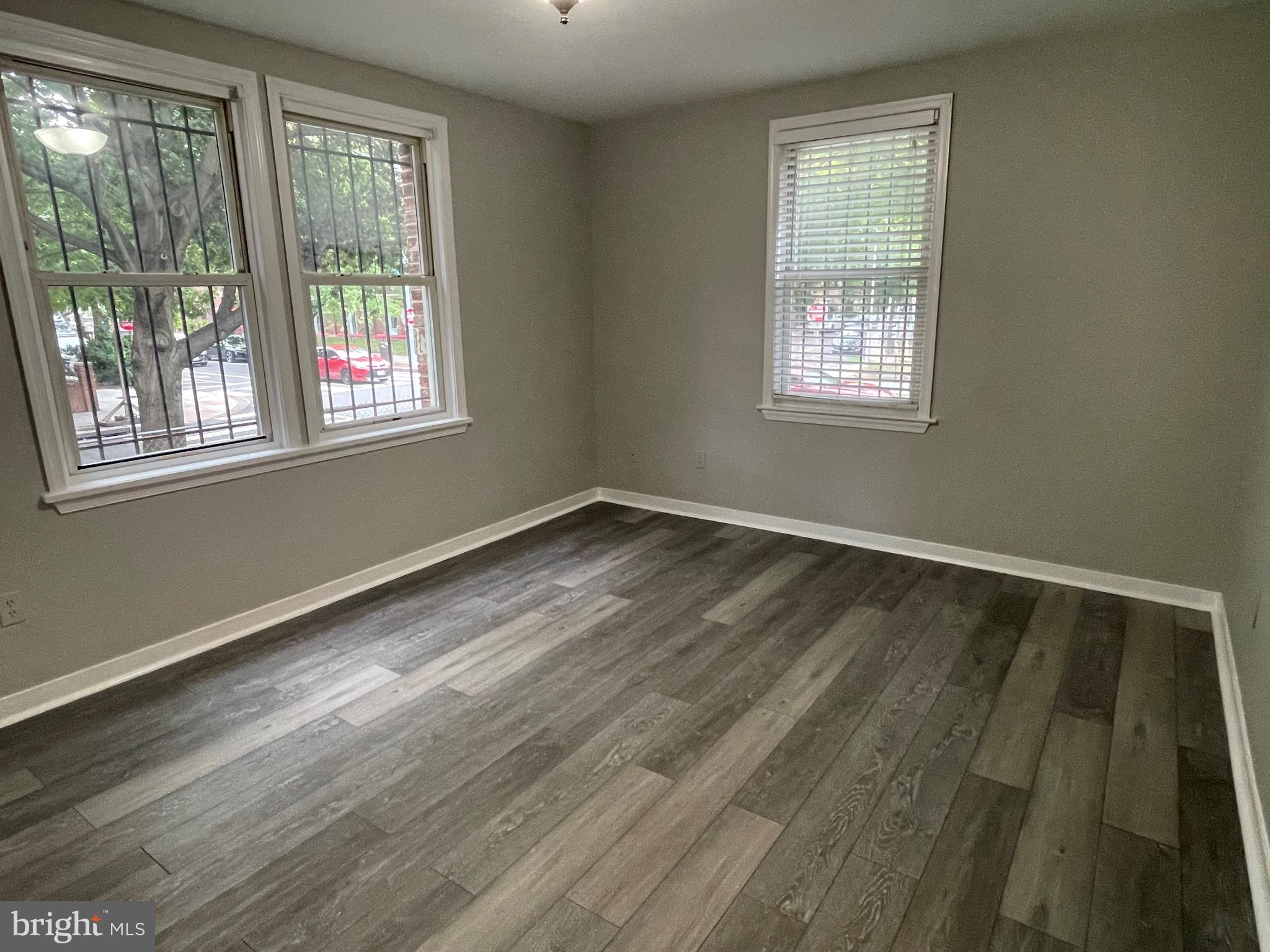 600 I Street Northeast, Unit 1 Washington, DC 20002 - Photo 3 of 19 Large Living/Family Room