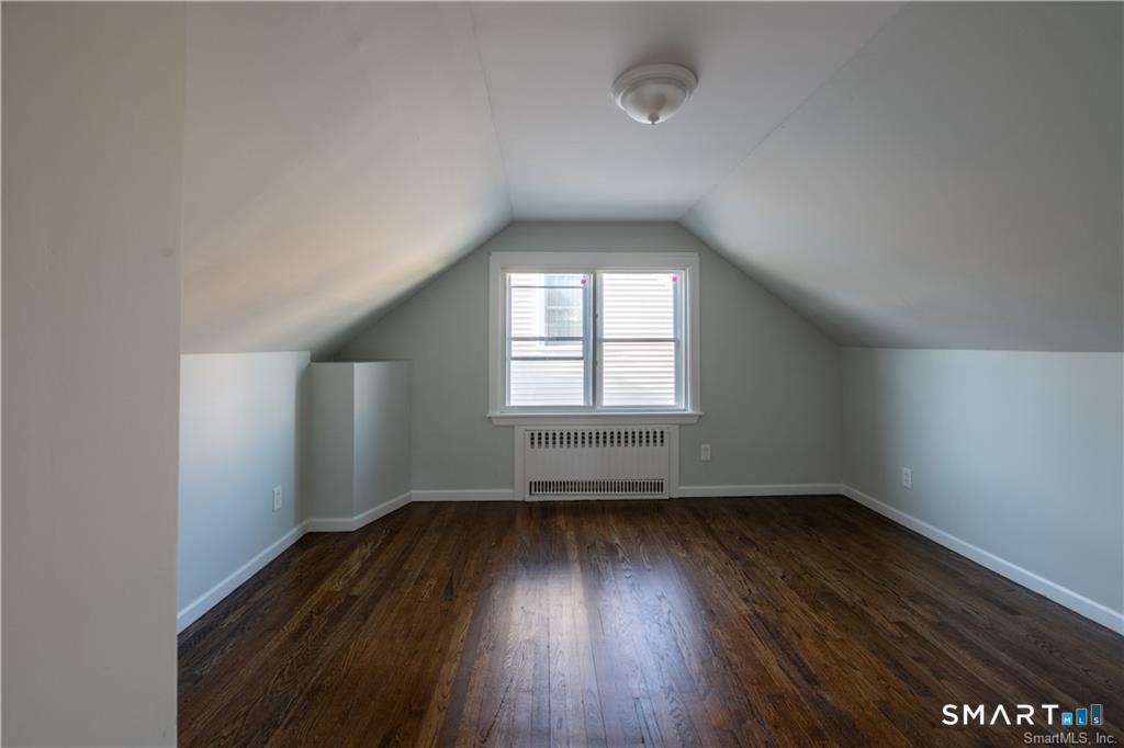 927 Birmingham Street Bridgeport, CT 06606 - Photo 20 of 27