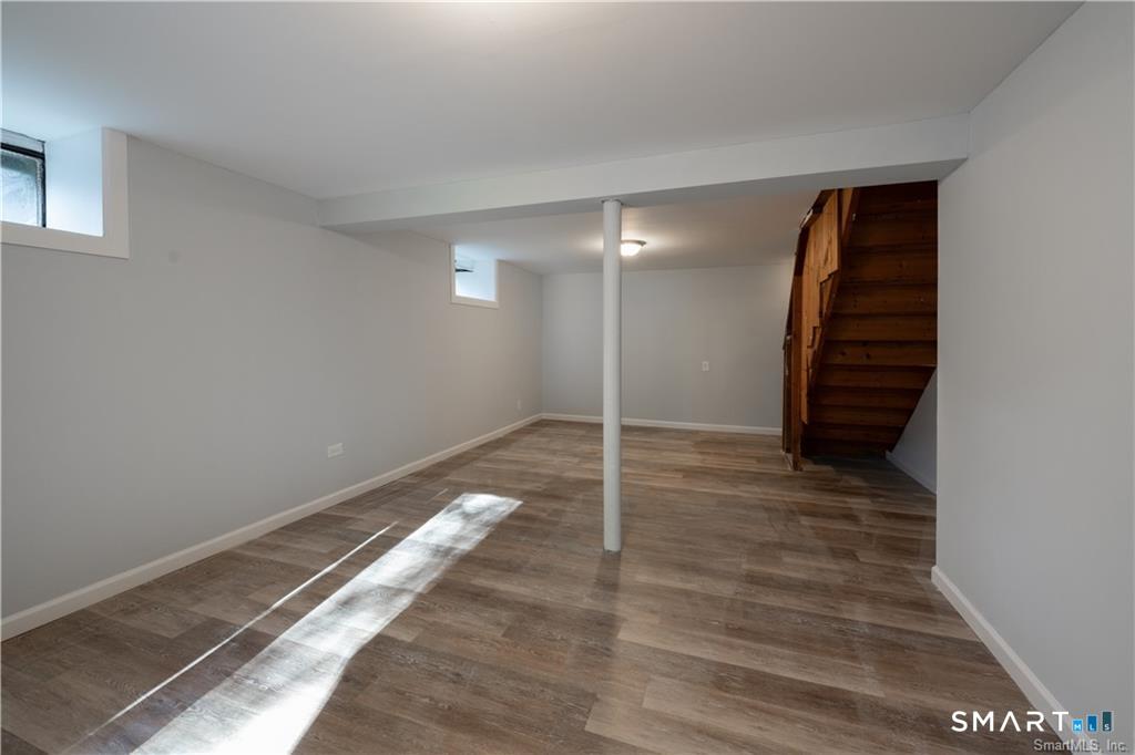 927 Birmingham Street Bridgeport, CT 06606 - Photo 24 of 27