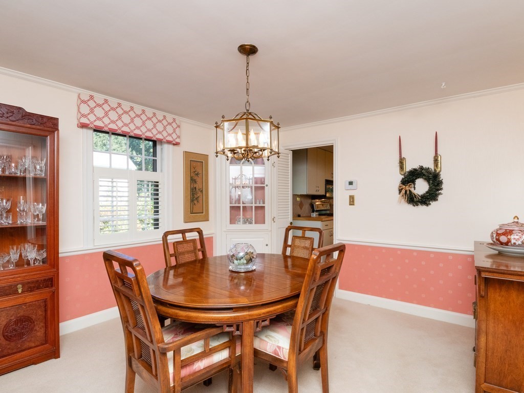 24 Fuller Brook Road Wellesley, MA 02482 - Photo 9 of 42 Gallery Image 9