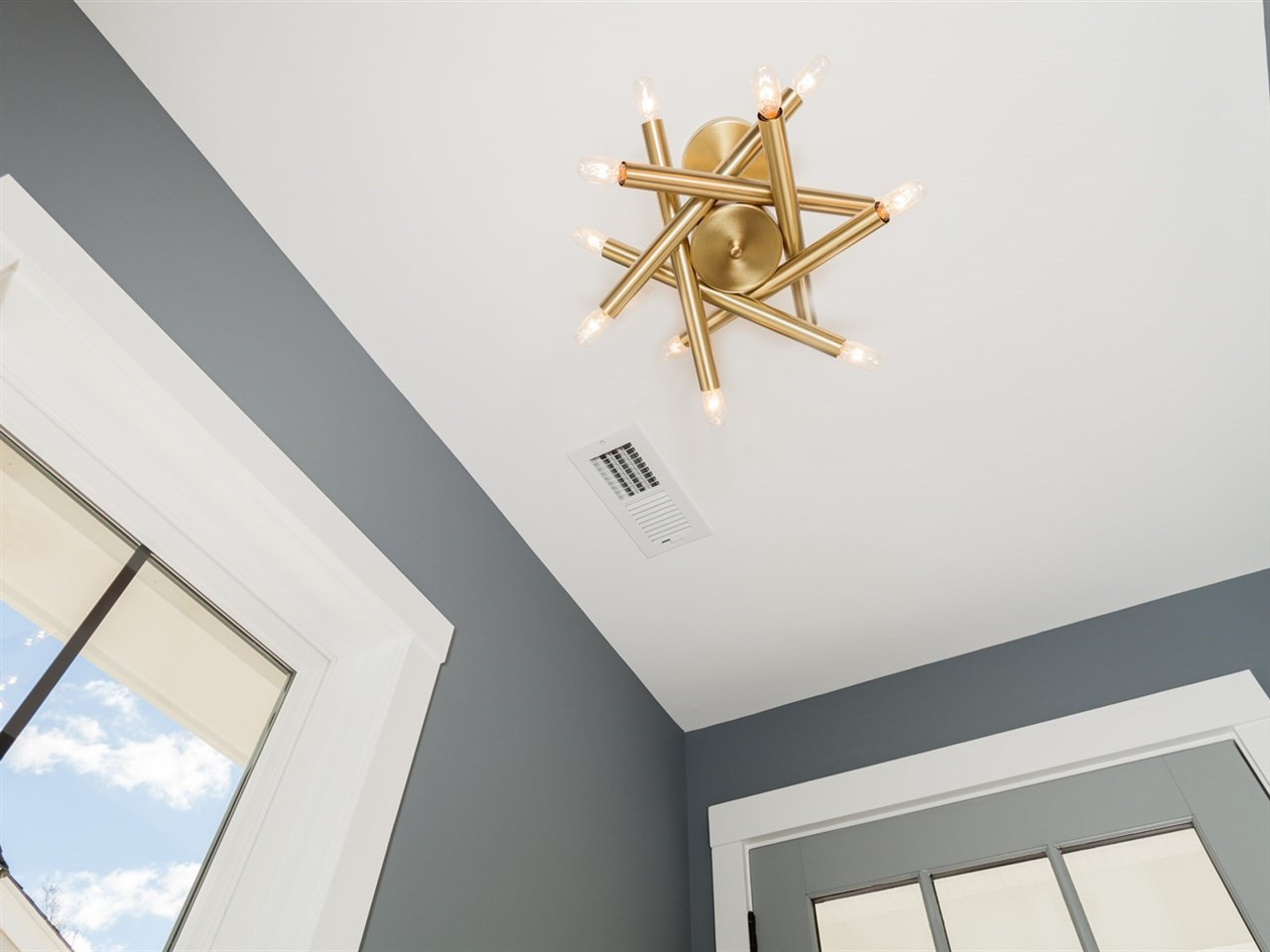607 East Edenton Street Raleigh, NC 27601 - Photo 3 of 25 Photo 3
