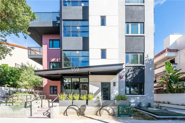 $5,000 | 150 South Oak Knoll Avenue, Unit 105, Pasadena, CA 91101