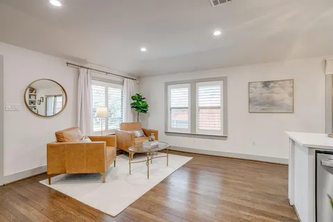 $799,000 | 3909 West 7th Street, Fort Worth, TX 76107