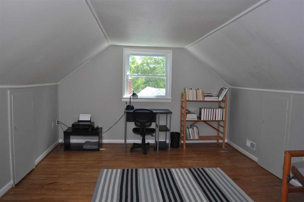 308 Devon Road Staunton, VA 24401 - Photo 14 of 16 Gallery Image 14