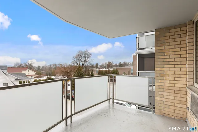 $350,000 | 1 Strawberry Hill Court, Unit 2B, Stamford, CT 06902