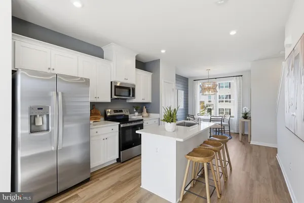 $324,990 | 308 Presidents Pointe Avenue, Unit 611, Ranson, WV 25438