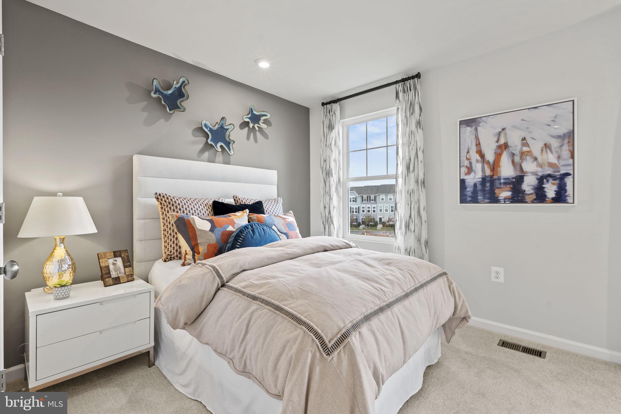 308 Presidents Pointe Avenue, Unit 611 Ranson, WV 25438 - Photo 69 of 87 Hastings- Bedroom staged