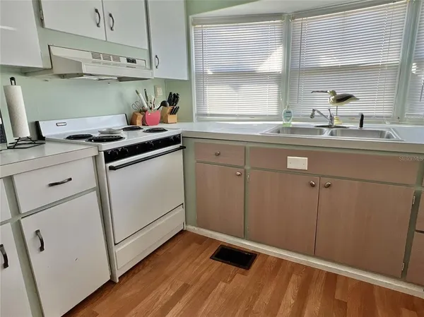 $85,000 | 7167 Mt Hawthorne Road Northeast, Unit 591, St. Petersburg, FL 33702