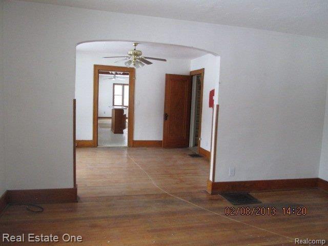 985 Clarkston Road Lake Orion, MI 48362 - Photo 3 of 7 Dining Room.JPG