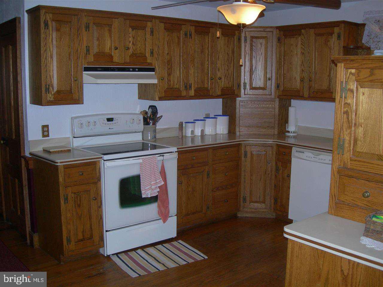 223 Pigeon Hill Park Road Hanover, PA 17331 - Photo 14 of 29 Gallery Image 14
